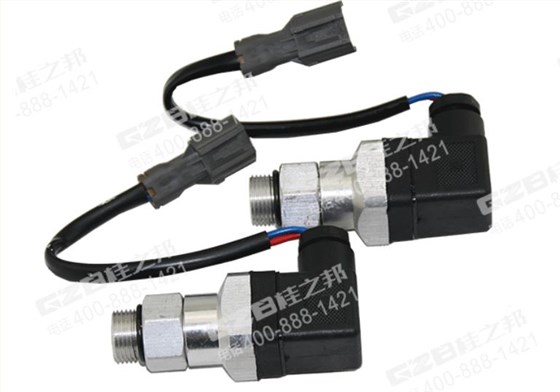 徐工挖掘機(jī)壓力發(fā)訊器