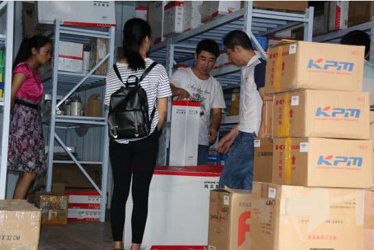 挖掘機配件進貨渠道