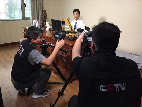 挖掘機配件-桂之邦